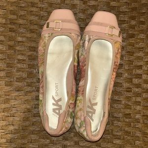 Pink Anne Klein sport ballet flats